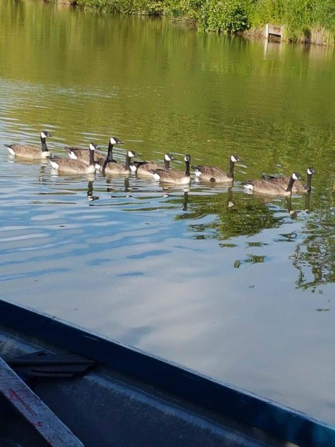 Elton Barn Fishery & Retreat 诺丁汉 外观 照片