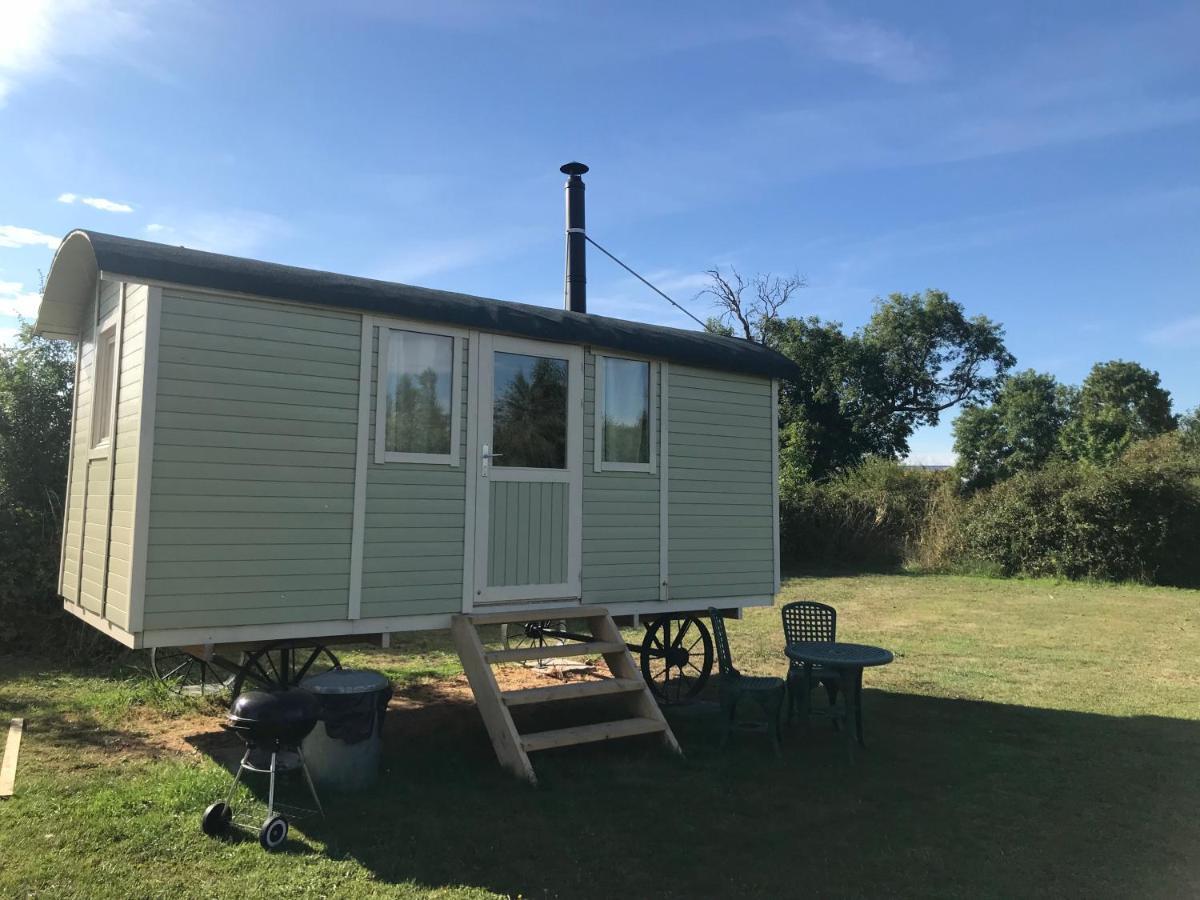 Elton Barn Fishery & Retreat 诺丁汉 外观 照片